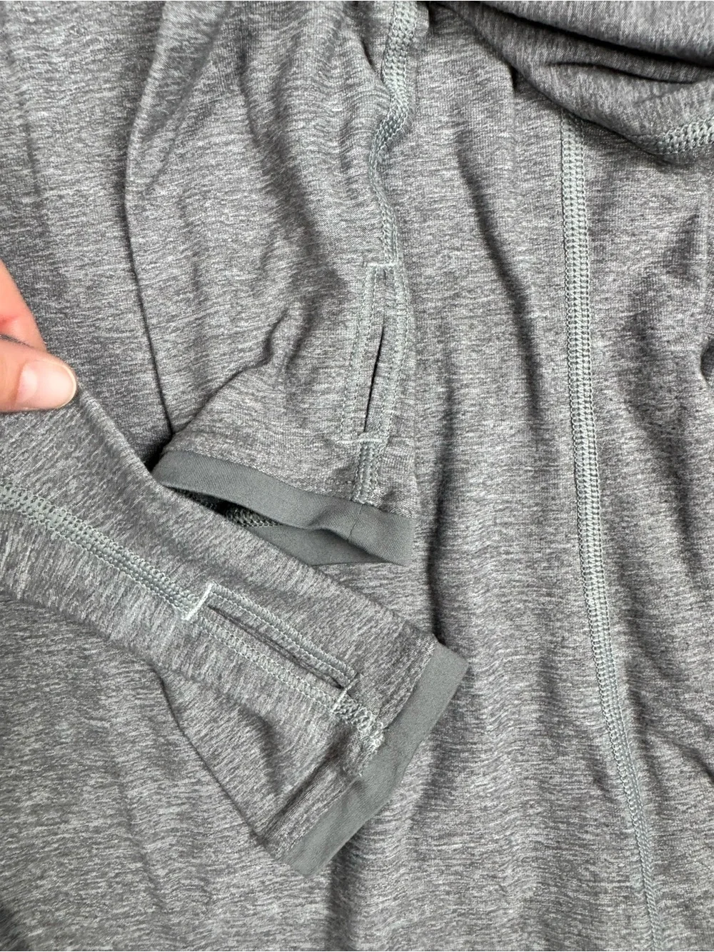 Lululemon Pace Pusher Long Sleeve Shirt Gray Mesh Women’s 6 Soulcycle Logo